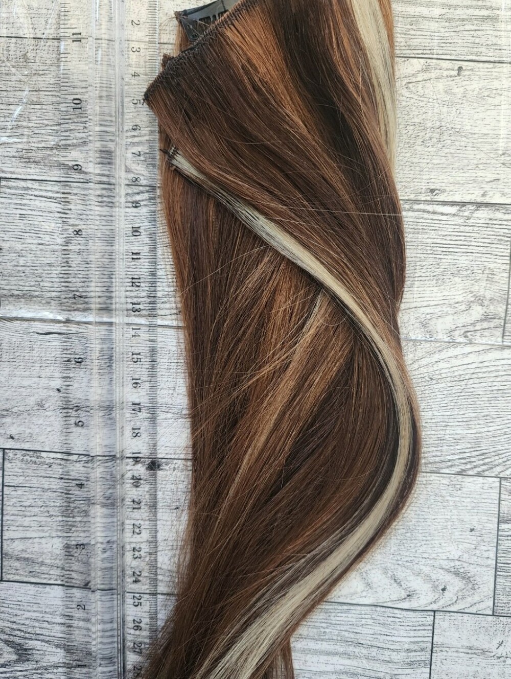 12 inch Clip in hair Extensions ๐ Brand New 2 pcs ๐ฑ Great for Highlights - Picture 4 of 4